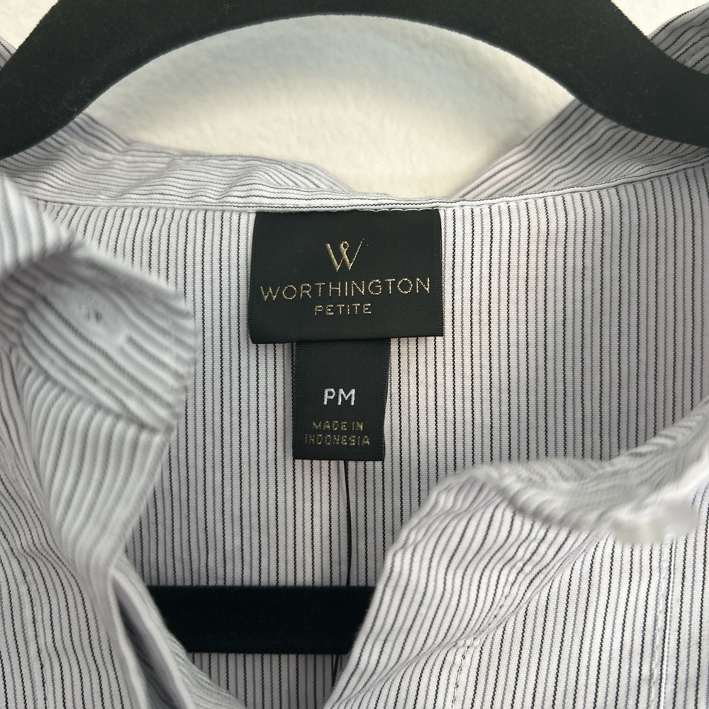 Worthington Women’s Gray Black and White Striped 3/4 sleeve Shirt - Picture 3 of 4